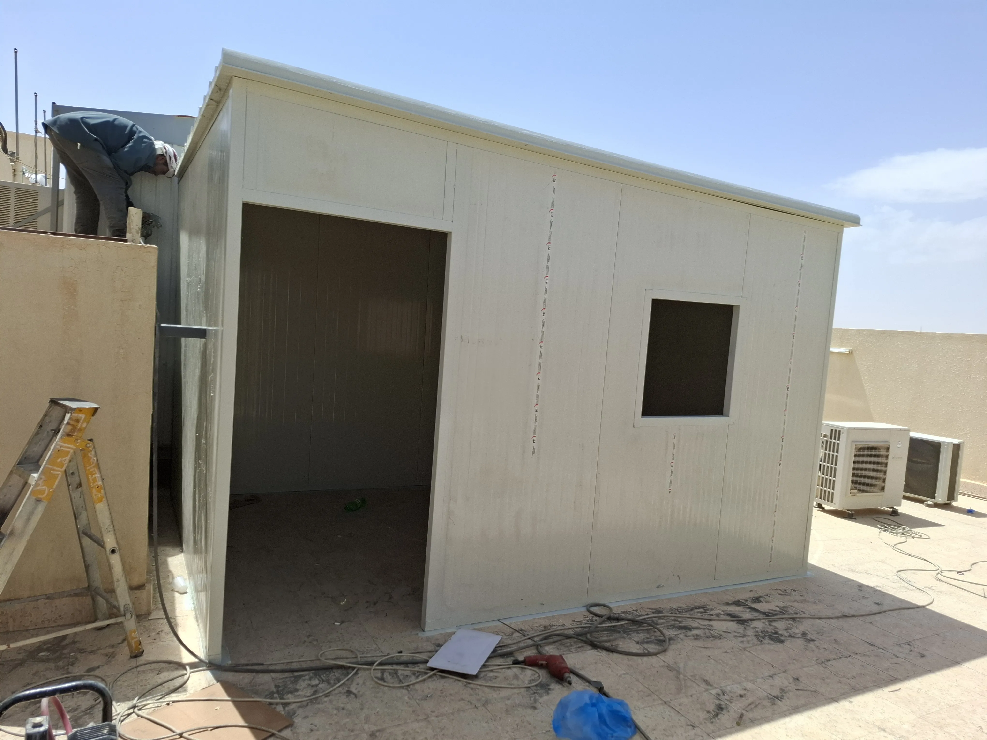 شقق سندوتش بنل