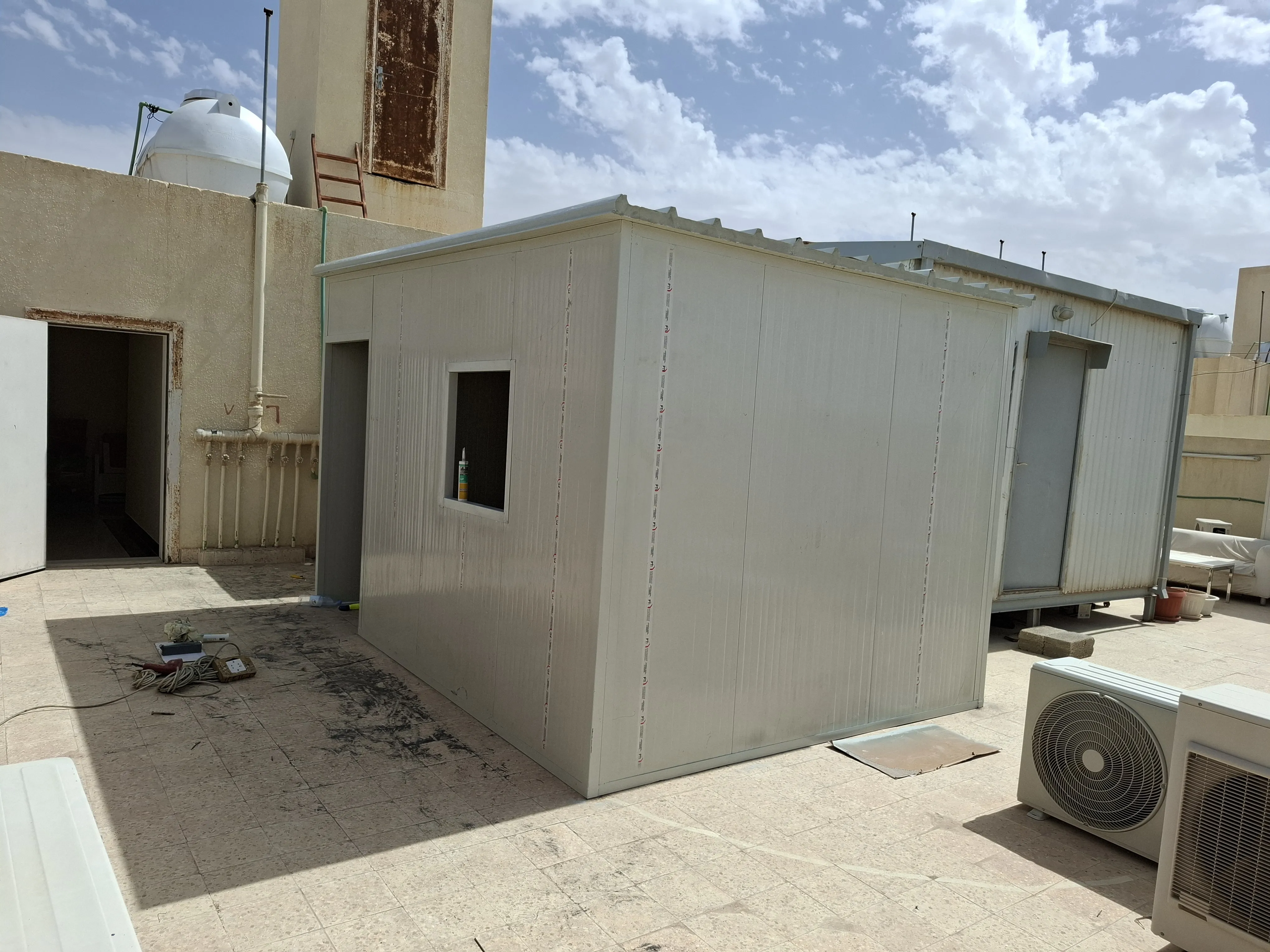 شقق سندوتش بنل