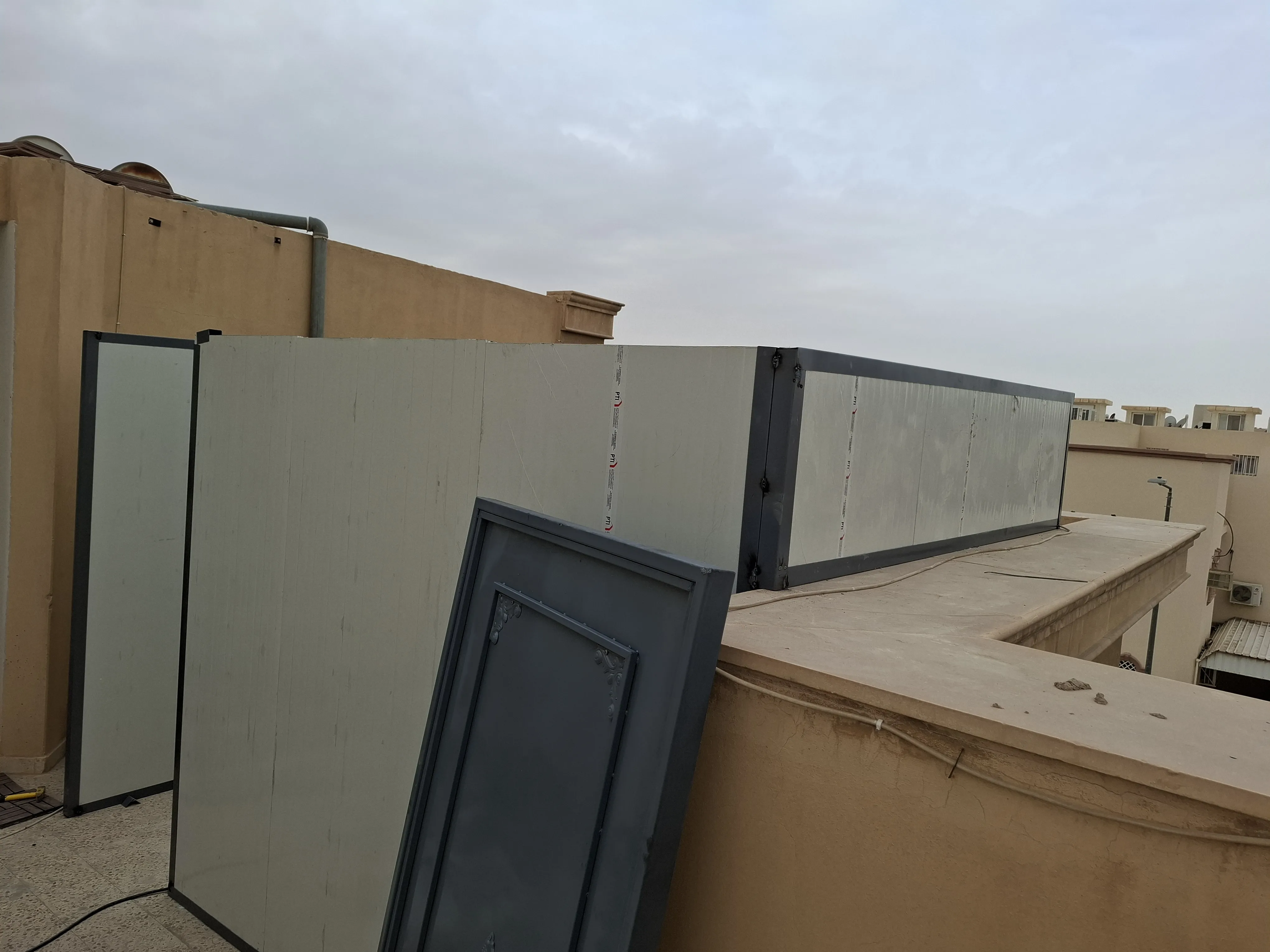 غرف سندوتش بانل