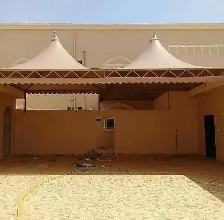 مظلات سيارات