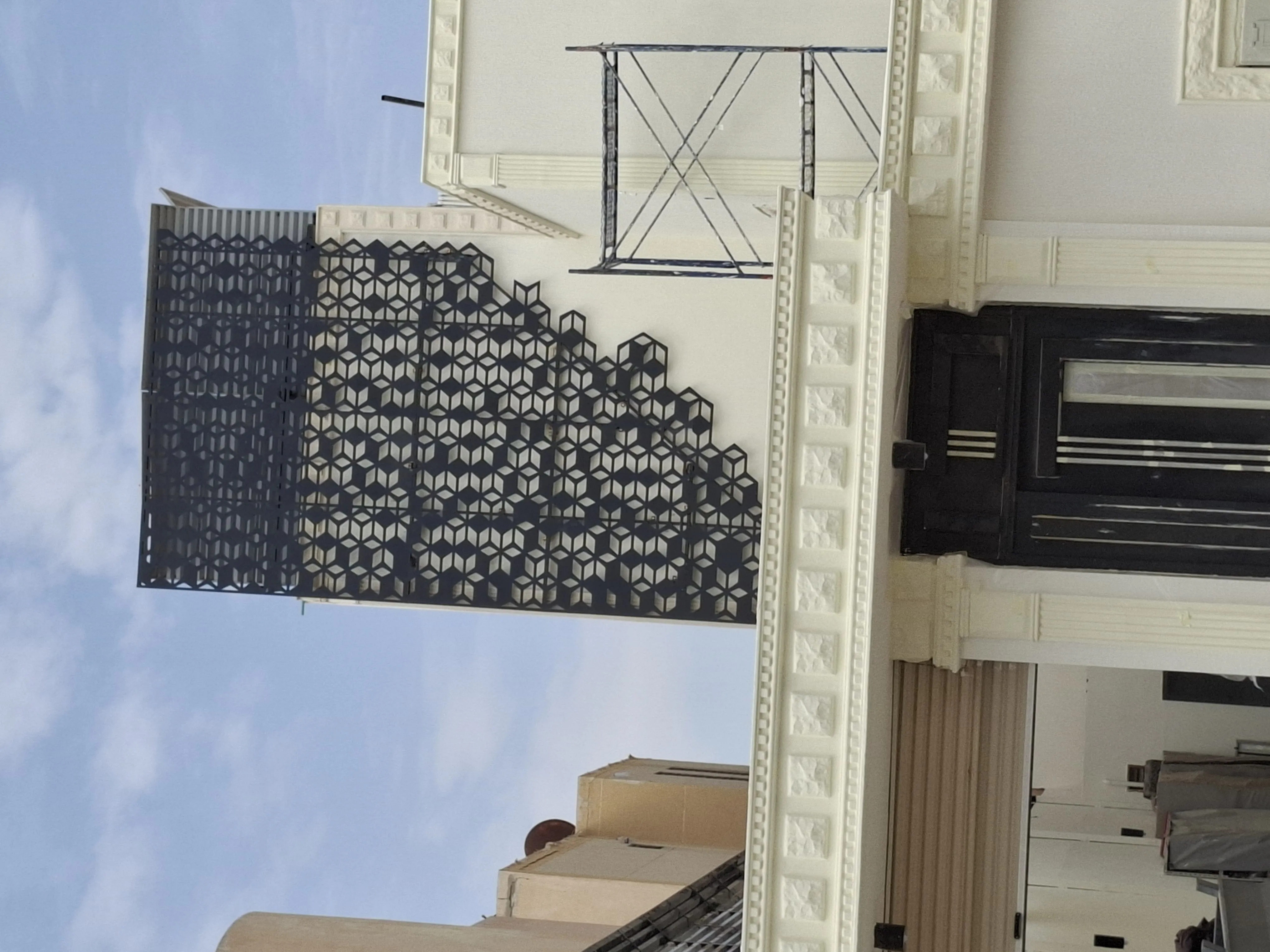 سواتر بأنواعها