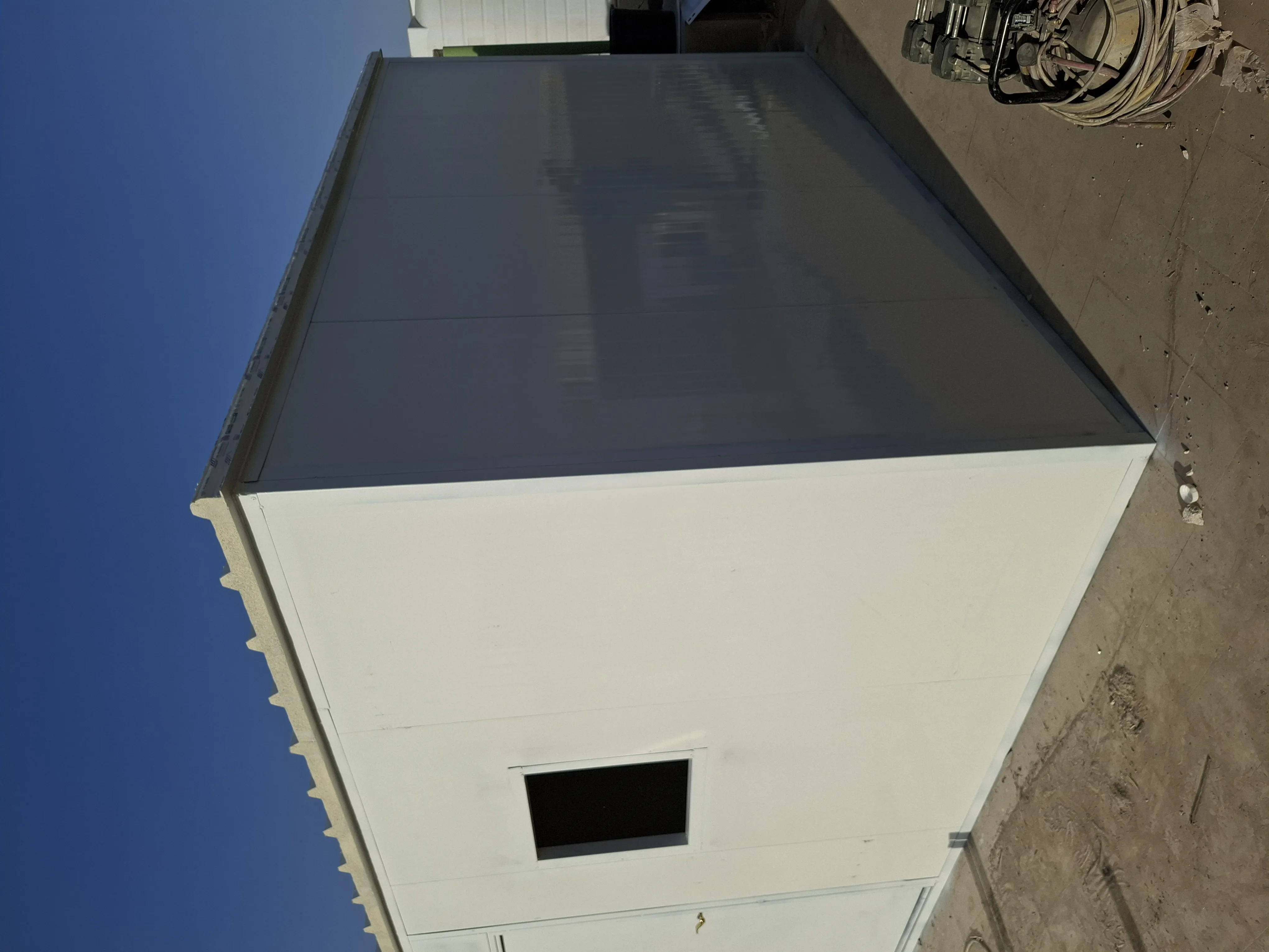 سندوتش بانل الرياض 